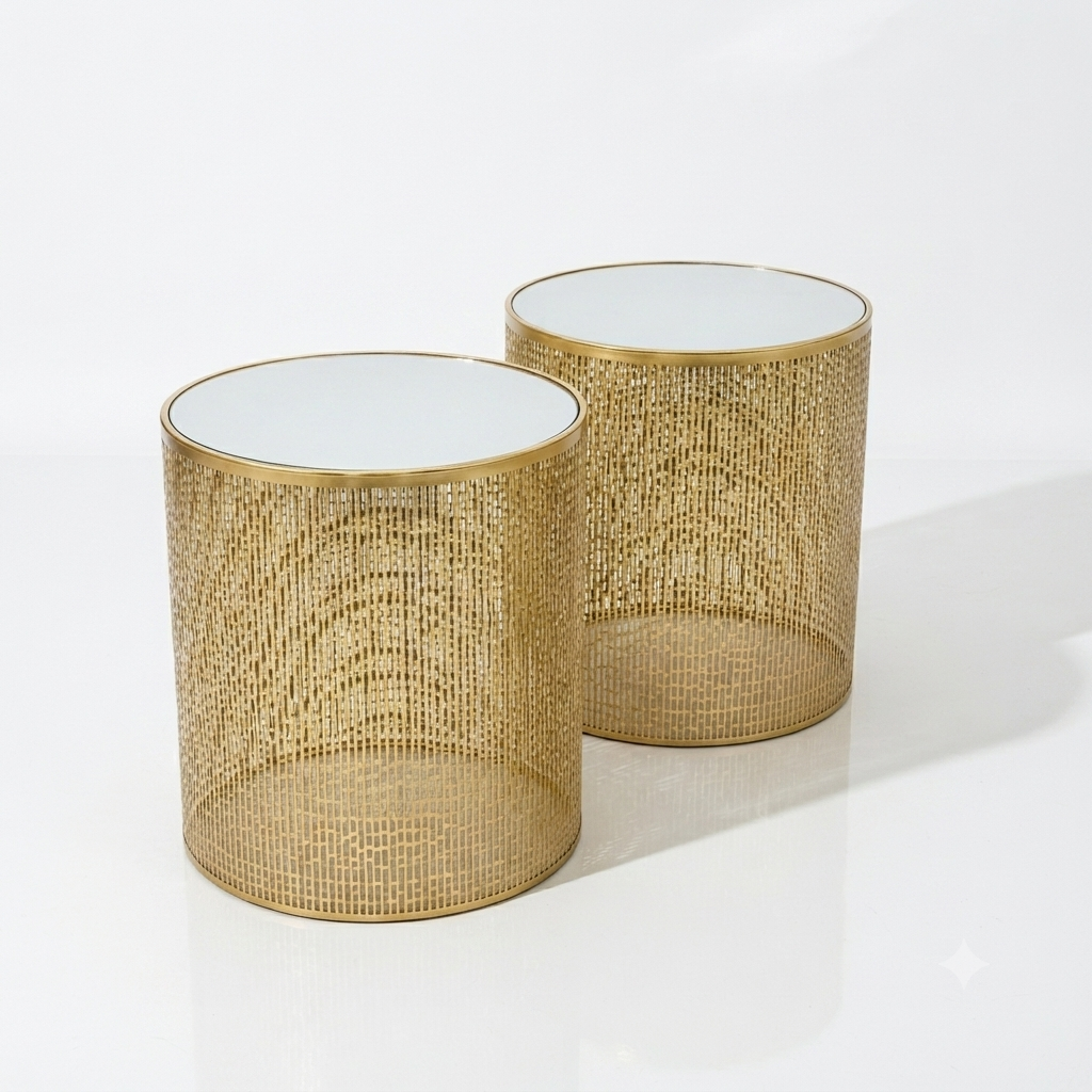 Gold Mesh Candle Holder Set - Image 3